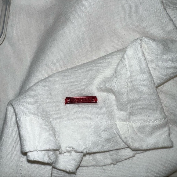 n:Philanthropy top - Picture 6 of 6